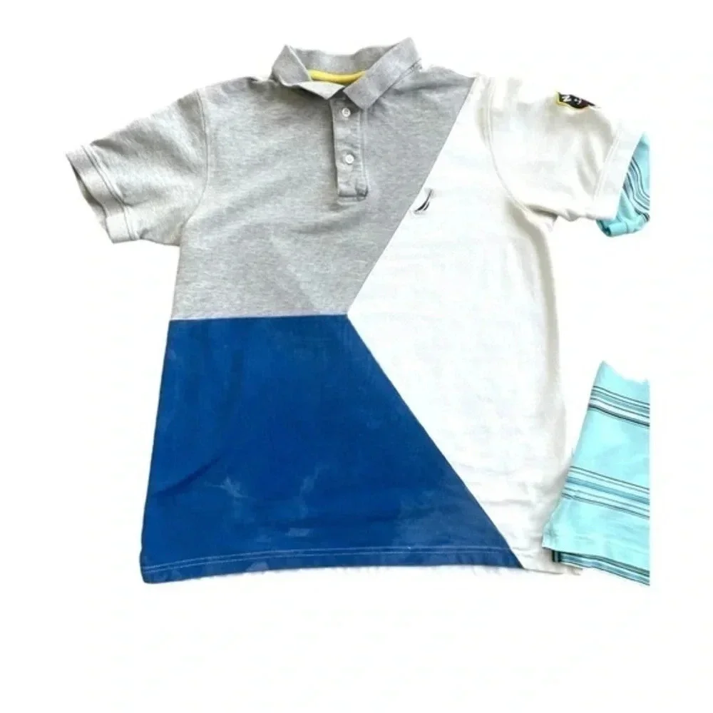 Bundle of 2 men’s polo style shirts Banana Republic & Nautica blue white Medium